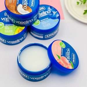 فواید وازلین آیانا